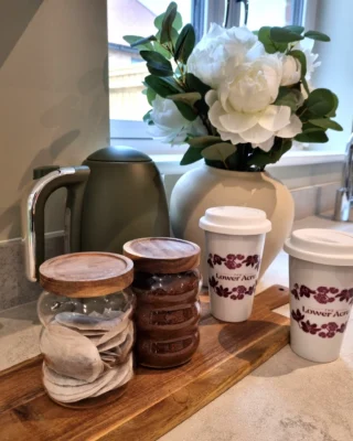 First coffees at The Lower Acre ☕️

The team enjoyed the first coffees in The Lower Acre's Marketing Suite today, as we get everything ready behind the scenes. 

Want to join us? Make sure you're subscribed to our mailing list to find out when you can 📩 [link in bio]

#eastbrookehomes #TheLowerAcre #CoffeeTime #CoffeeBreak #NewHomes #MarketingSuite #TeamMilestones #BehindTheScenes
