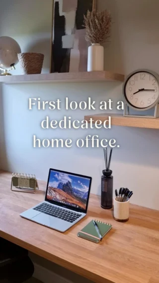 Let's see another room in our Marketing Suite 🏡 Home office unlocked 🔓

#ShowHomes #NewHomesUk #SneakPeek #HomeOffice #Study #ComingSoon #TheLowerAcre #HortonHeath