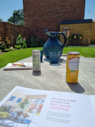It’s HOT out there ☀️🥵 But we’ve got the cold drinks ready 🧊🥤
Step inside our show homes, cool off, and speak to our friendly sales team. 

Book your visit:
📱 023 8068 8400
📧 sales@eastbrookehomes.co.uk

#ShowHomes #NewHomes #HouseHunting #DreamHome #StayCool #SummerDays #PropertyUK #TheLowerAcre #eastbrookehomes